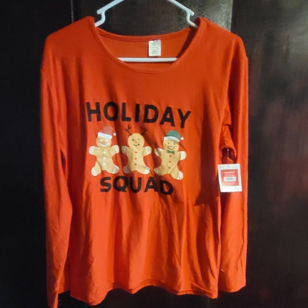 ❤️3 For 20.Bundle&save❤️Holiday gingerbread top XL read descrip